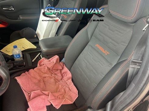 Used 2023 Nissan Frontier Pro-X w/ Technology Package RWD image 14