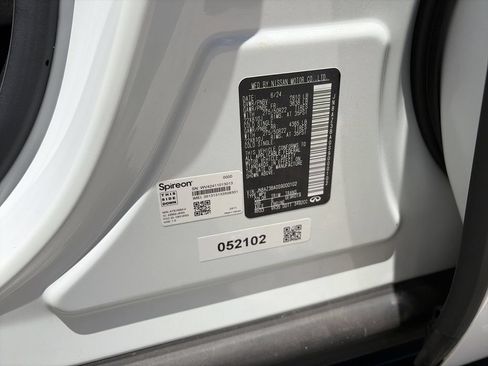 Used 2025 INFINITI QX80 Luxe RWD image 35