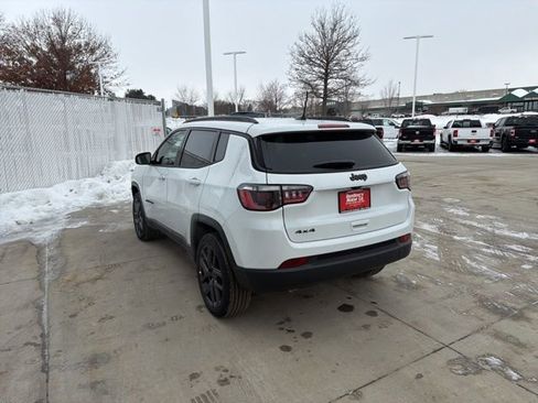 New 2026 Jeep Compass Latitude image 12