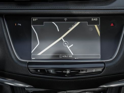 Used 2018 Cadillac XT5 Premium Luxury image 24