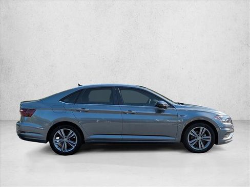 Used 2021 Volkswagen Jetta FWD image 4