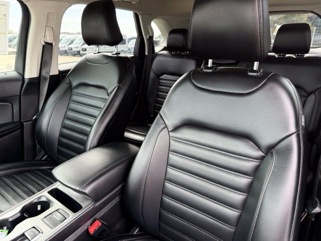 Certified 2023 Ford Edge SEL w/ Convenience Package AWD/4WD image 11