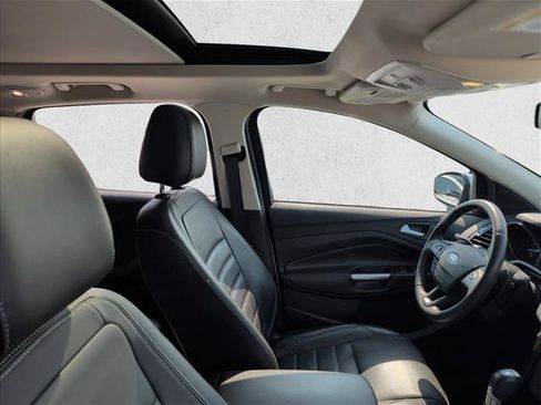 Used 2017 Ford Escape Titanium FWD image 24