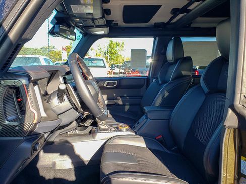 New 2025 Ford Bronco Raptor image 7