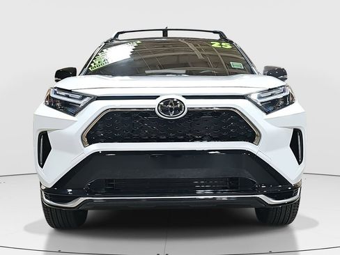 Certified 2025 Toyota RAV4 XSE image 2