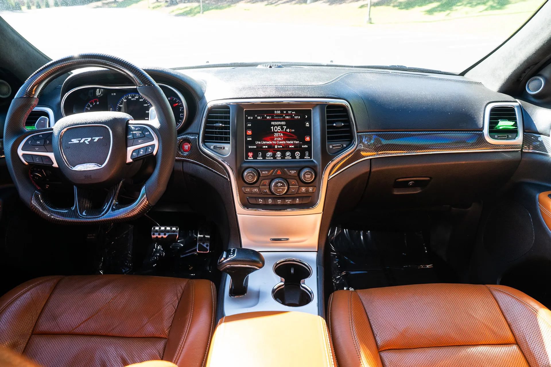 Used 2015 Jeep Grand Cherokee SRT AWD/4WD image 31
