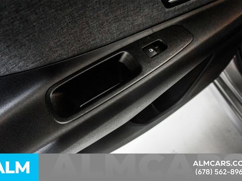 Used 2023 Hyundai Elantra Limited FWD image 48