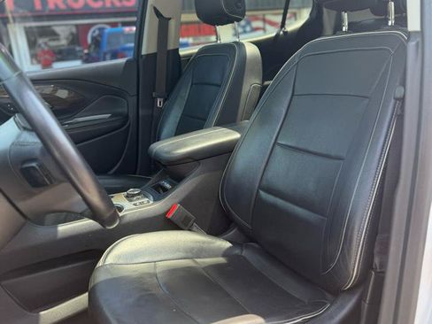 Used 2019 GMC Terrain Denali w/ Driver Alert Package II FWD image 7
