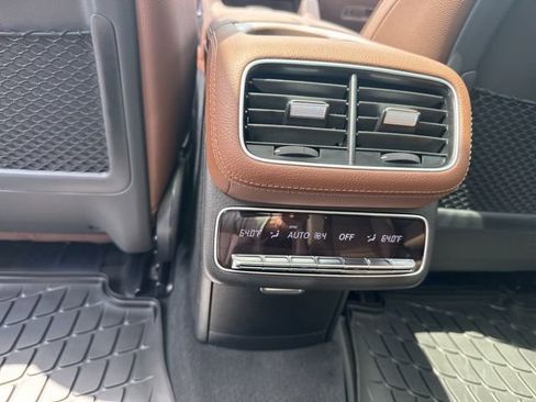 New 2026 Mercedes-Benz GLS 450 4MATIC image 27