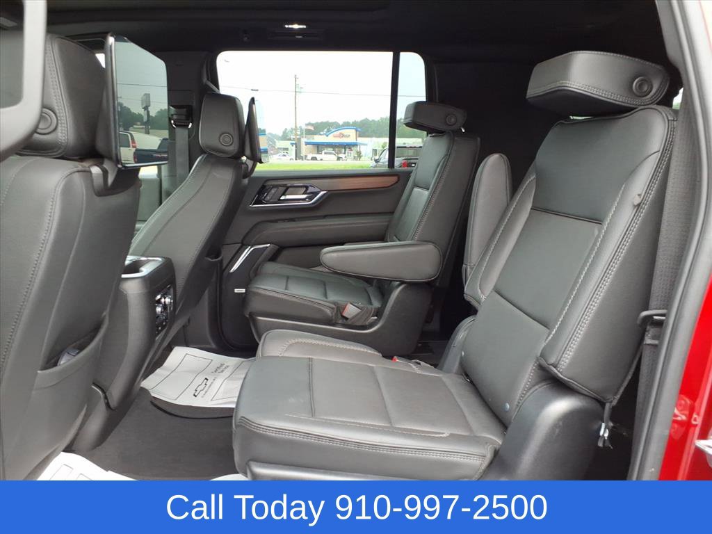 Used 2026 GMC Yukon XL Denali w/ Denali Reserve Package AWD/4WD image 24