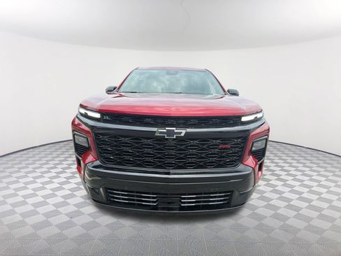 Used 2025 Chevrolet Traverse RS AWD/4WD image 2