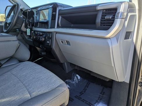 Used 2023 Ford F250 XL w/ STX Appearance Package image 21