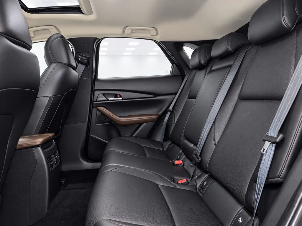 Used 2021 MAZDA CX-30 AWD 2.5 S w/ Premium Package image 18