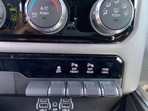 New 2026 RAM 1500 Big Horn image 10