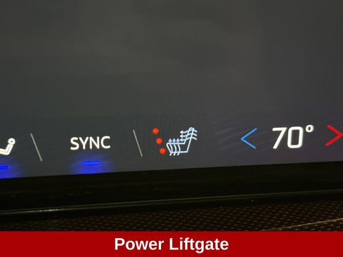 Used 2024 Chevrolet Traverse Z71 w/ LPO, Floor Liner Package AWD/4WD image 18