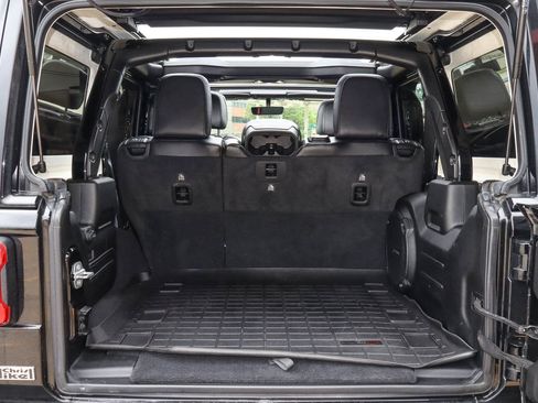 Used 2020 Jeep Wrangler Unlimited Rubicon AWD/4WD image 25