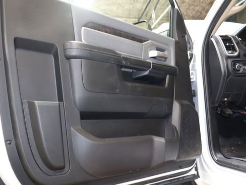 Used 2019 RAM 3500 Big Horn image 22