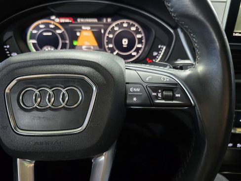 Used 2020 Audi Q5 e Premium image 17