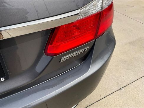 Used 2015 Honda Accord Sport image 23