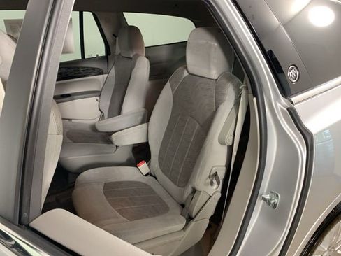 Used 2014 Buick Enclave Convenience image 31
