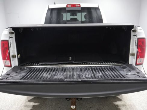 Used 2017 RAM 1500 Big Horn AWD/4WD image 4