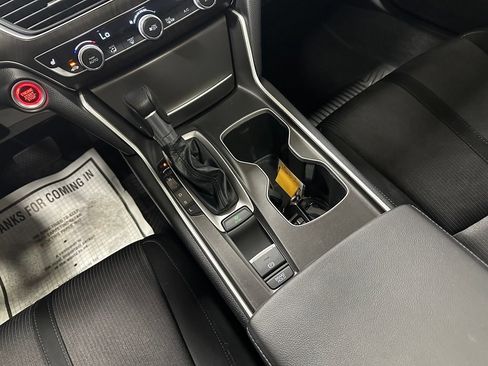 Used 2020 Honda Accord EX image 36