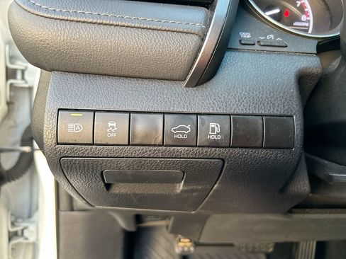 Used 2024 Toyota Camry LE FWD image 14