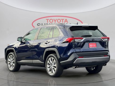 Used 2020 Toyota RAV4 Limited image 8