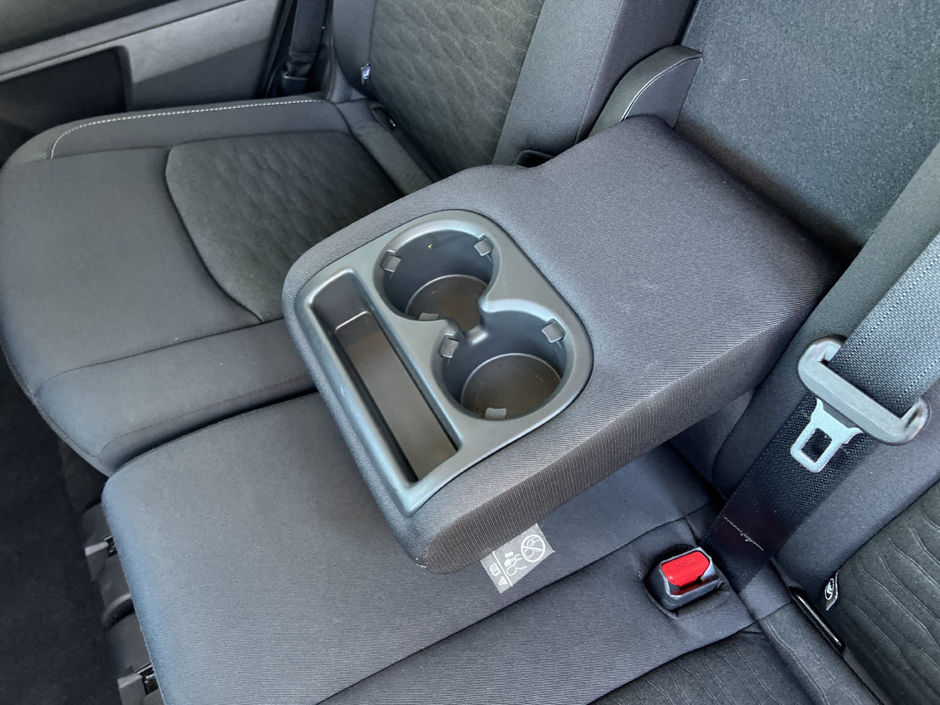 Used 2024 Nissan Pathfinder SV FWD image 19