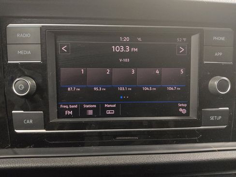 Used 2019 Volkswagen Jetta S image 25