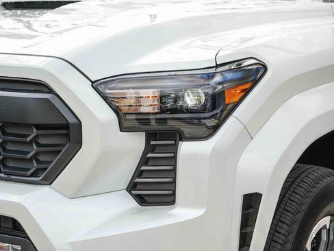 Certified 2026 Toyota Tacoma TRD Sport RWD image 4