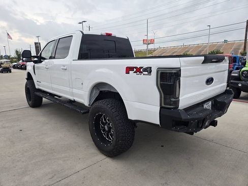 Used 2019 Ford F250 Lariat w/ Lariat Ultimate Package AWD/4WD image 5