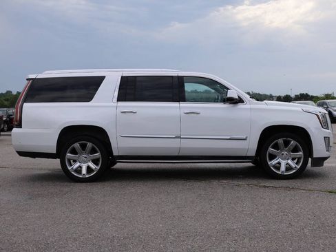 Used 2020 Cadillac Escalade ESV Premium Luxury AWD/4WD image 7