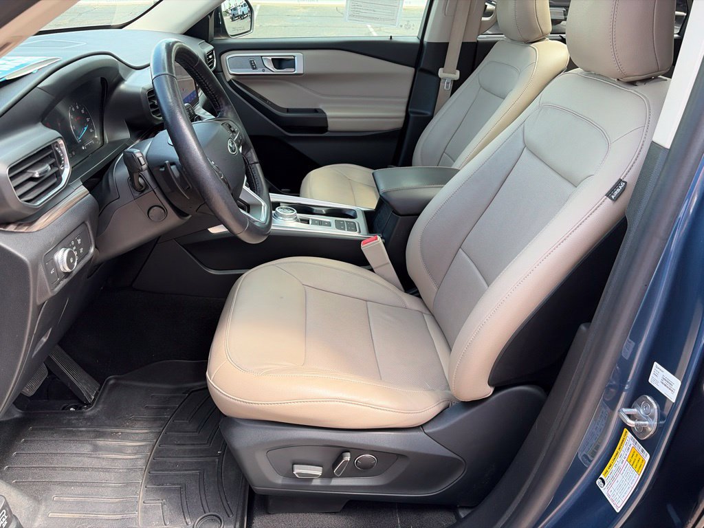 Certified 2020 Ford Explorer Limited RWD image 24