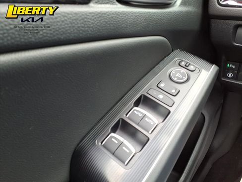 Used 2023 Honda Civic Touring image 13