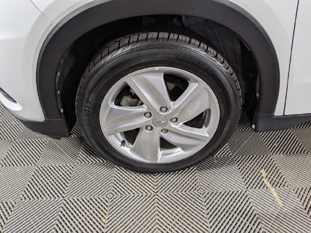 Used 2019 Honda HR-V EX image 32