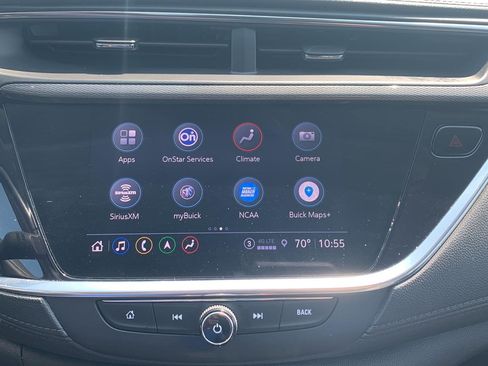 Used 2022 Buick Encore GX Select w/ Advanced Technology Package AWD/4WD image 17