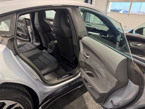 Used 2024 Audi e-tron GT Premium Plus w/ Performance Package image 31