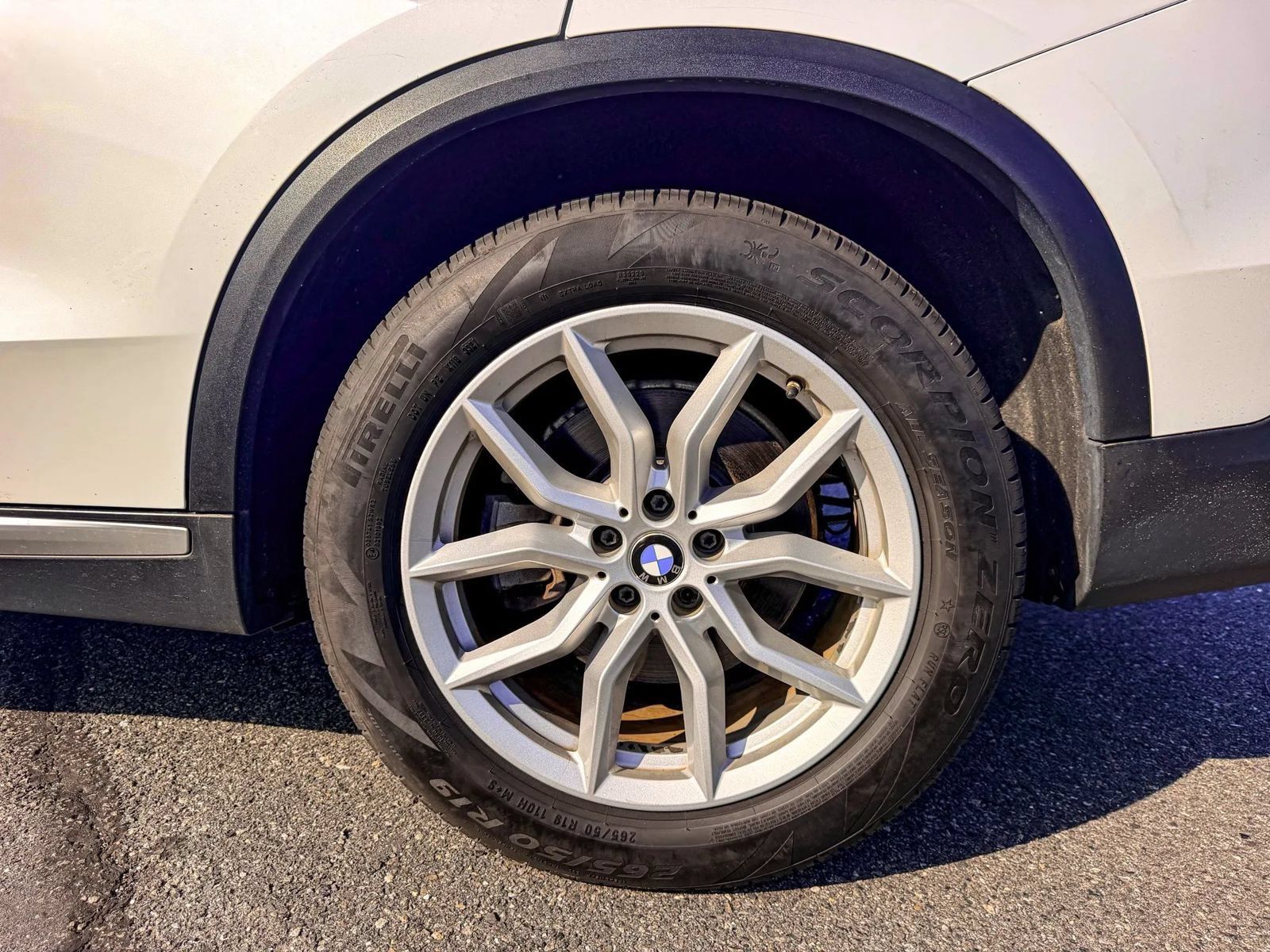 Used 2019 BMW X5 xDrive40i w/ Premium Package 2 AWD/4WD image 54
