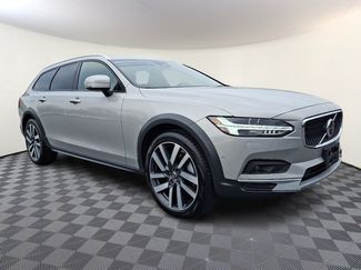 Used 2024 Volvo V90 B6 Cross Country Ultimate video 1