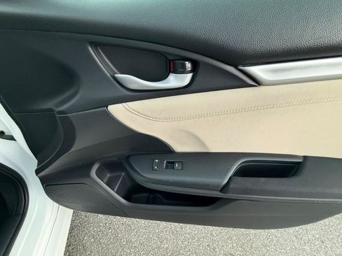 Used 2016 Honda Civic EX image 19