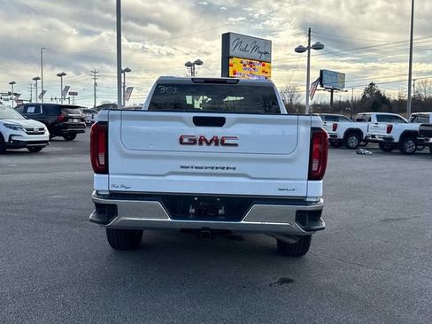 Certified 2024 GMC Sierra 1500 SLT image 5