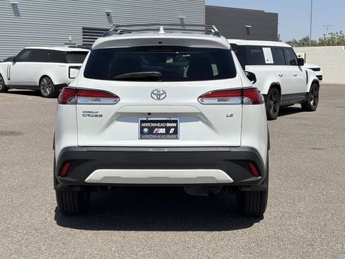 Used 2024 Toyota Corolla Cross LE FWD image 7