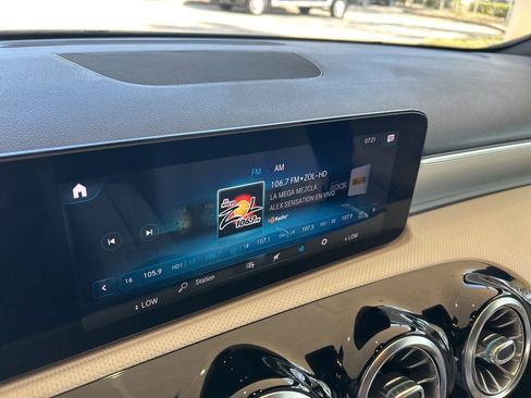 Used 2021 Mercedes-Benz A 220 image 7