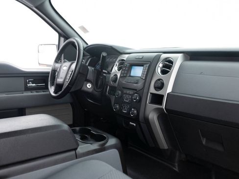 Used 2014 Ford F150 XLT w/ Equipment Group 302A Luxury AWD/4WD image 32