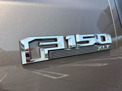 Used 2016 Ford F150 XLT w/ Equipment Group 302A Luxury AWD/4WD image 7