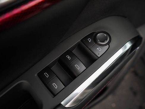 New 2026 Chevrolet Traverse Z71 w/ Driver Confidence Package image 18