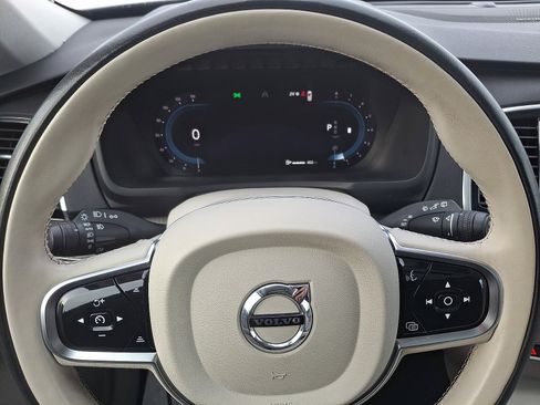 Certified 2024 Volvo XC90 B5 Plus w/ Protection Package Premier image 20