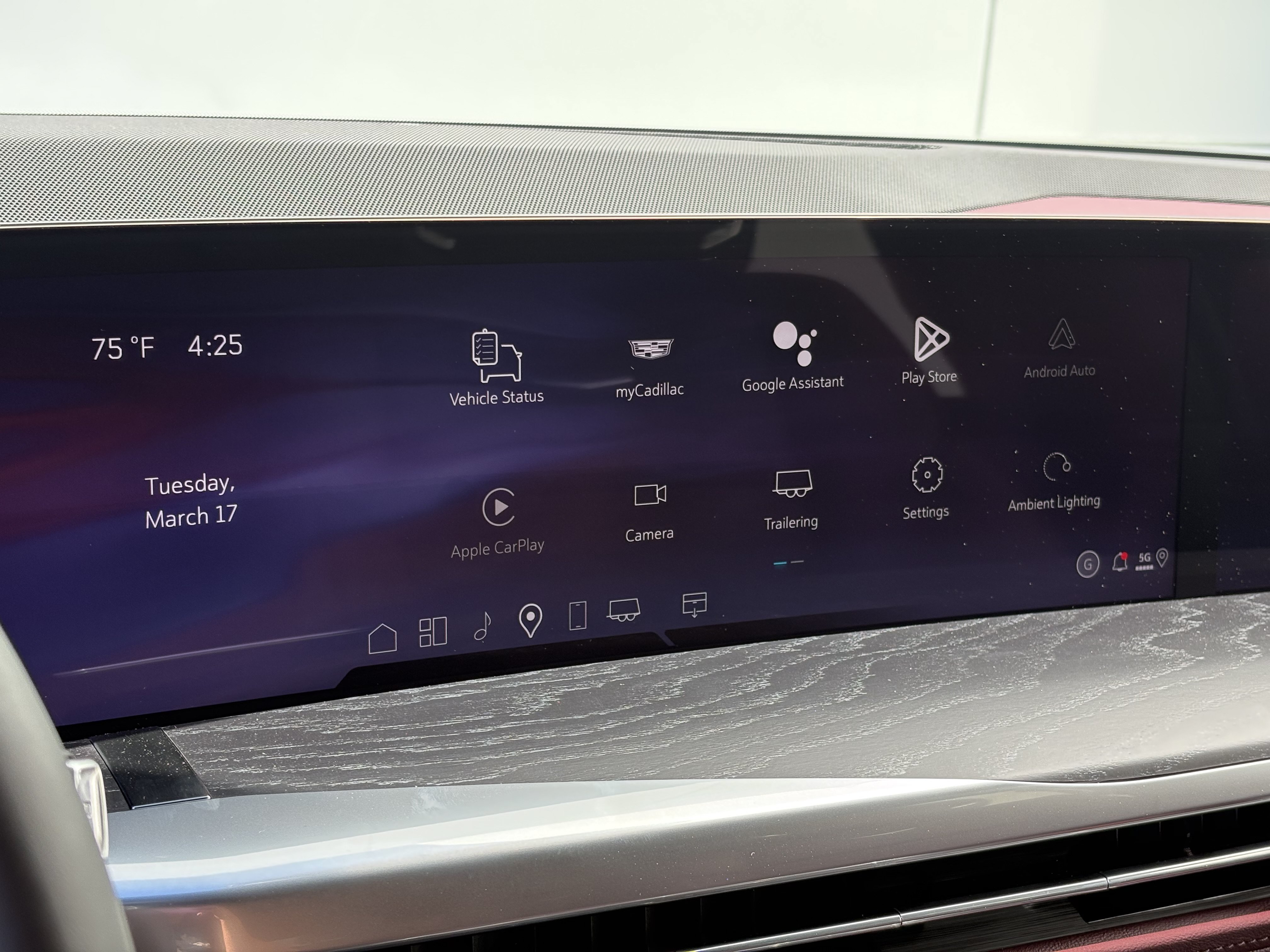 New 2026 Cadillac Escalade Luxury AWD/4WD image 24