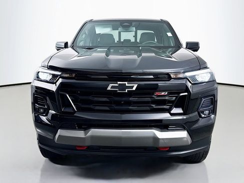 Used 2024 Chevrolet Colorado Z71 w/ Z71 Convenience Package 2 AWD/4WD image 2